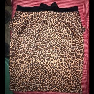 Never Worn Leopard Animal Print Peplum Bow Pencil Midi Skirt Large Made in USA